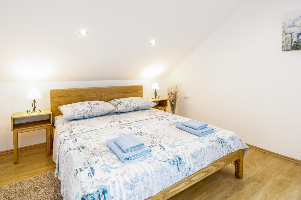 Apartman Medved Слуни Екстериор снимка