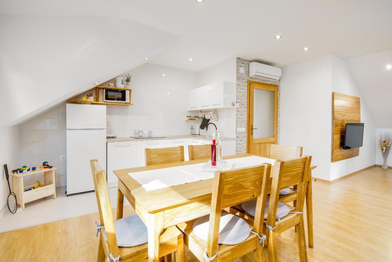 Apartman Medved Слуни Екстериор снимка